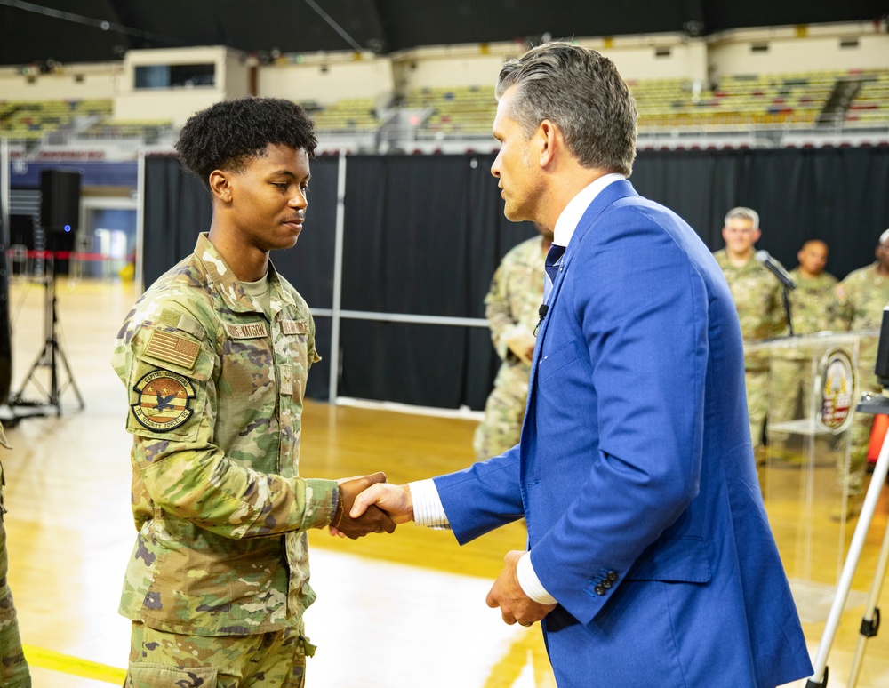 Defense Secretary Pete Hegseth Recognizes Soldiers and Airmen of the D.C. National Guard