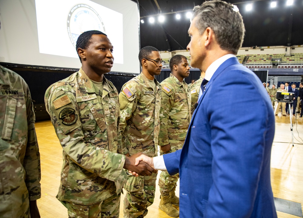 Defense Secretary Pete Hegseth Recognizes Soldiers and Airmen of the D.C. National Guard
