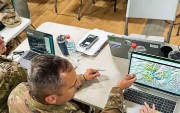 Digital Liaison Detachment bridges gaps in austere environment