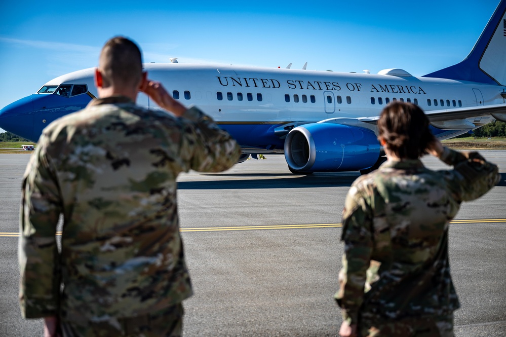 Vice Chairman of the Joint Chiefs of Staff visits JBER