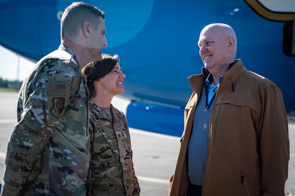 Vice Chairman of the Joint Chiefs of Staff visits JBER