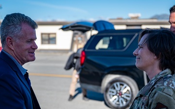 Indo-Pacific Commander visits JBER