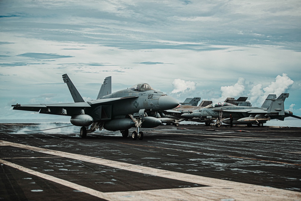 George Washington Conducts Flight Operations