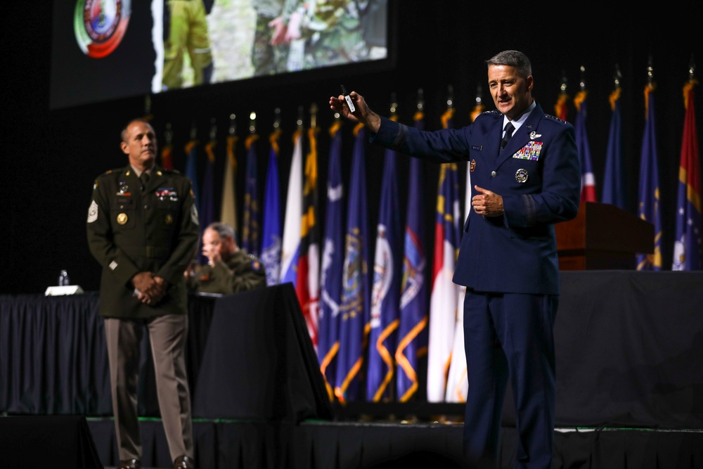 Nordhaus, Raines address NGAUS Conference
