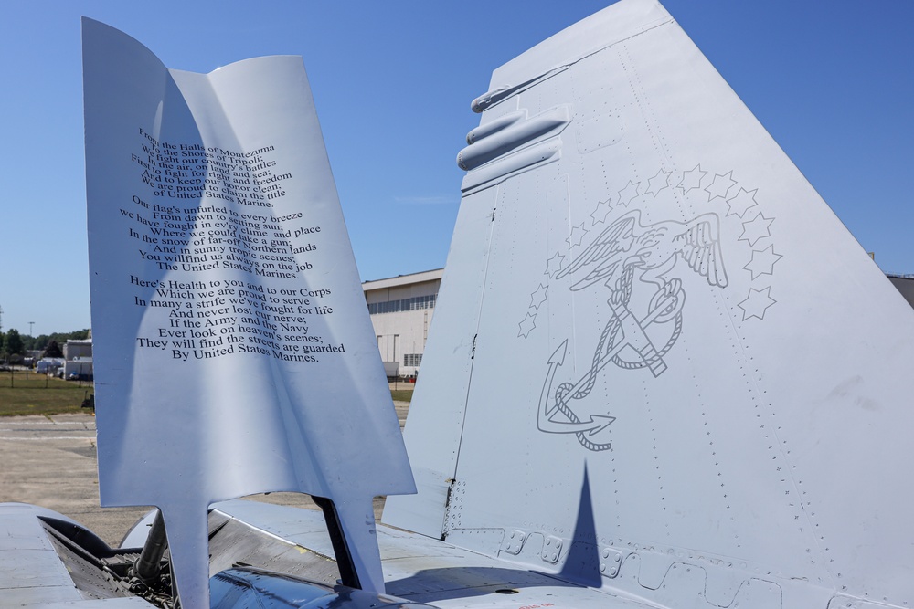 MCRC Visits Marines 250 F/A-18D Hornet at Hanscom Air Force Base
