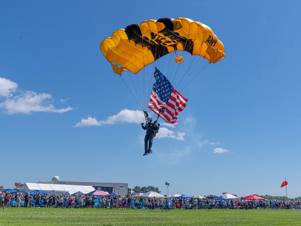 US Army Parachute Team at The Quad City Airshow