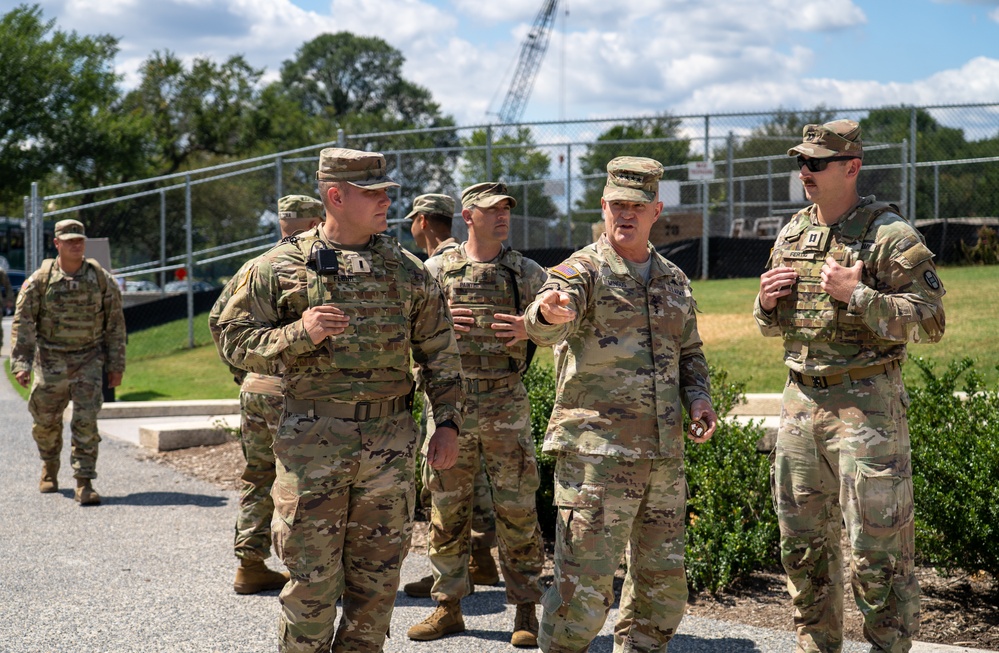 Vice Chief of Staff of the Army Gen. James J. Mingus meets with Soldiers deployed to the nation’s capital