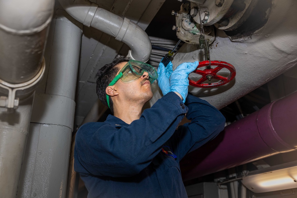 Daily Operations Aboard USS George H.W. Bush (CVN 77)