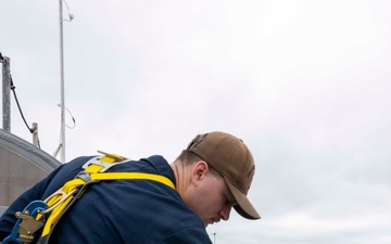 Daily Operations Aboard USS George H.W. Bush (CVN 77)