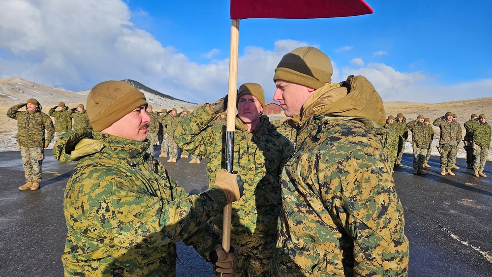 4th LE conducts Change of Command