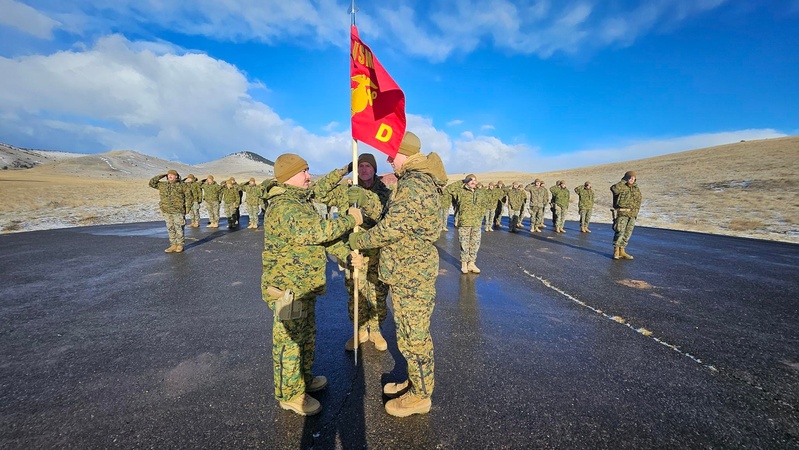 4th LE conducts Change of Command