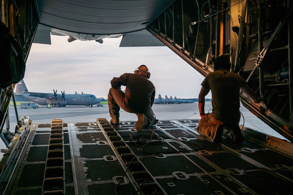 Joint, bilateral training a success through mobility air force tactical airlift mission
