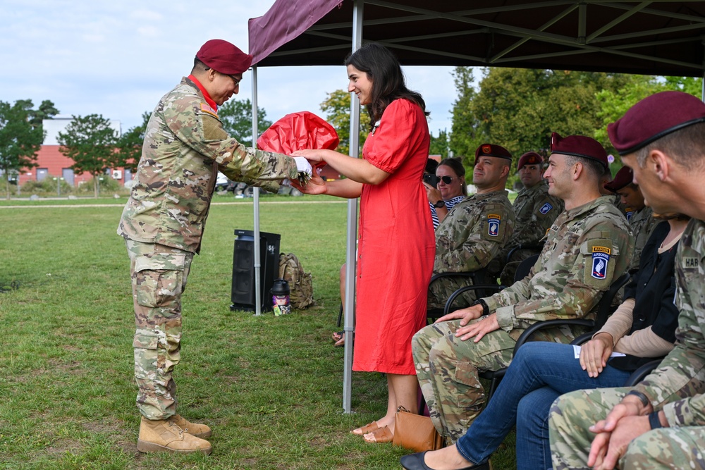 Bull Battery 4-319th Change of Command