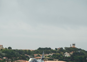 B-1B Lancer Conducts Hot Pit Refuel at Lajes Field