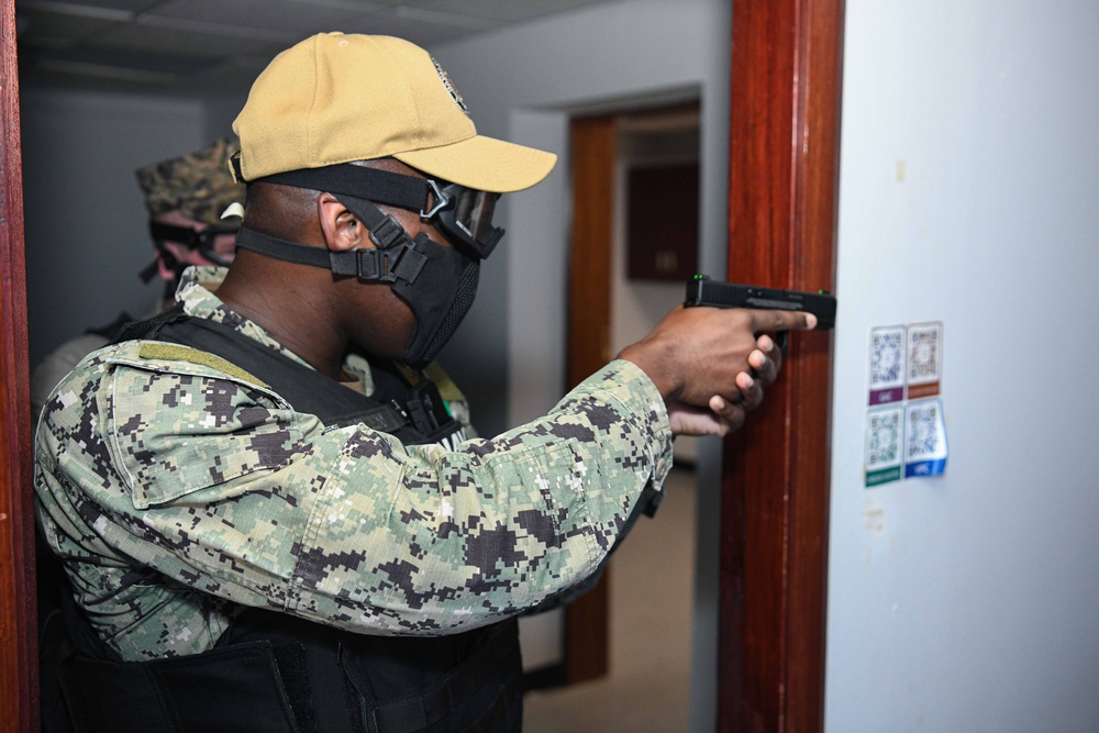 NSF Bahrain Conducts Active Threat Exercise