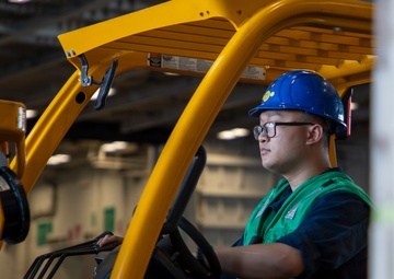 George Washington Conducts Replenishment-at-Sea