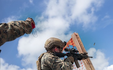 12th LCT Marines Participate in a Marksmanship Competition