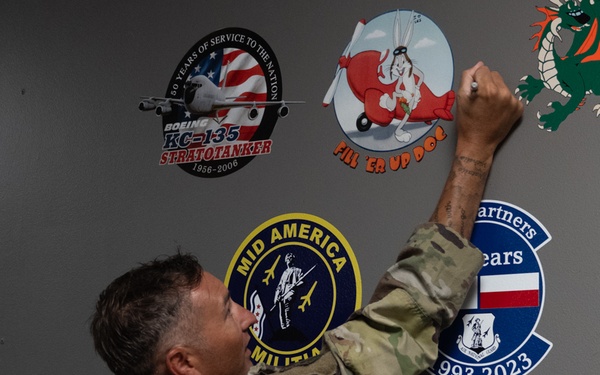 126th ARW Crew Chiefs Leave their Mark
