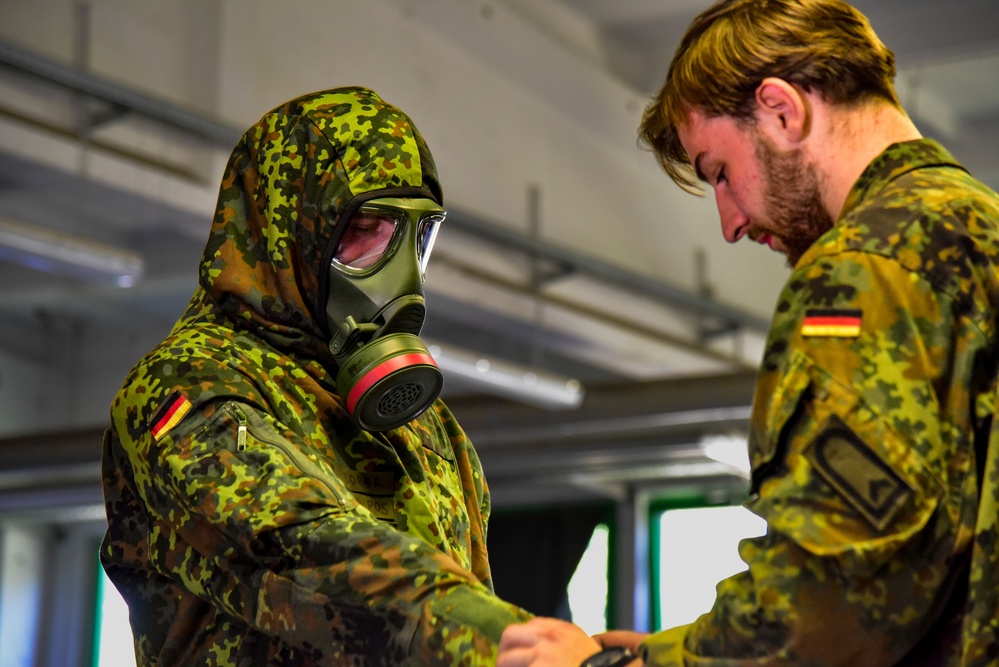 7th Army NCOA Participates in CBRN and Weapons familiarization for GAFPB