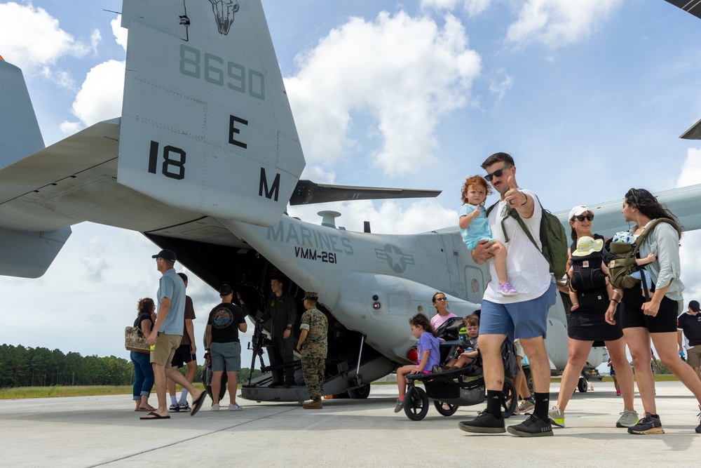 Service members enjoy SPMAGTF-ACM Family Day at Camp Davis