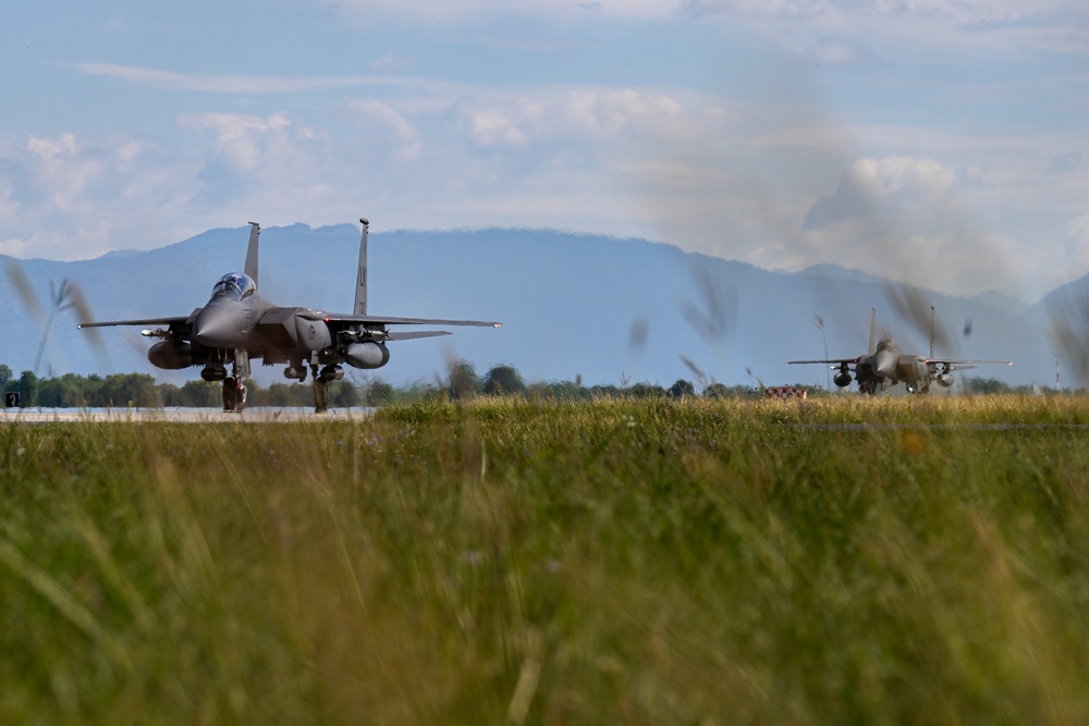 Exercise Combined Strike 25 Takeoffs