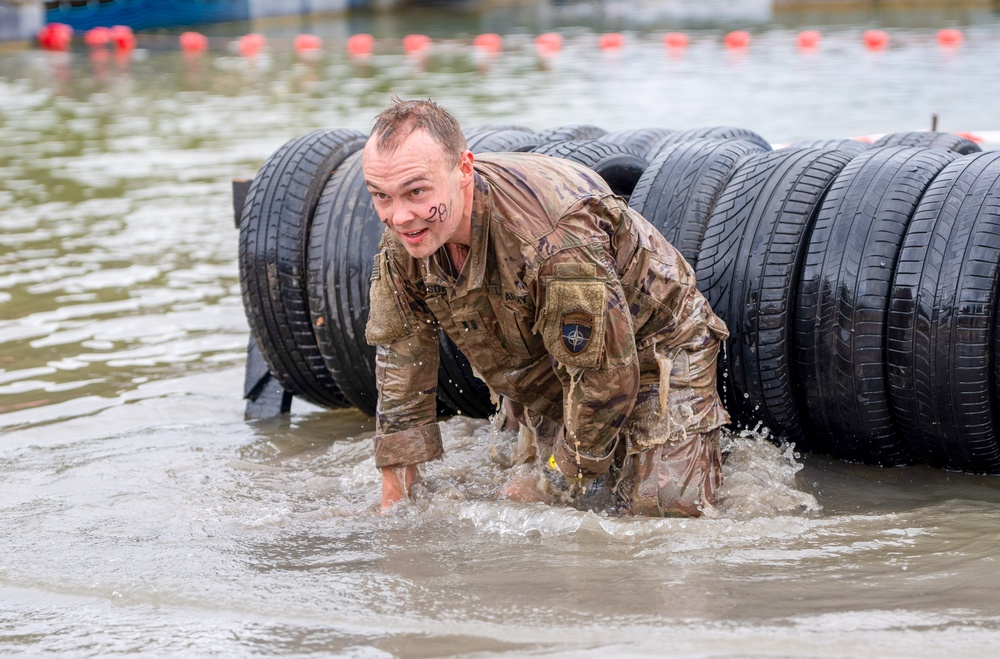 U.S. Soldier competes in Polish Tiger Run