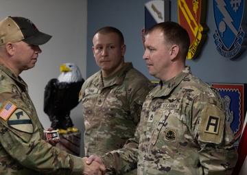 Senior Enlisted Advisor of First Army Hands Out Coins