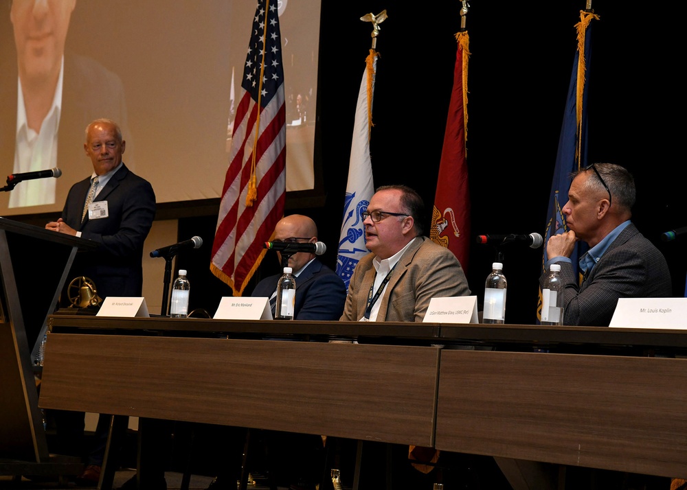 NAVIFOR CIO Participates in Maritime IT Modernization Panel at AFCEA Summit