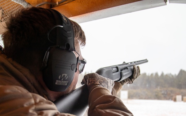 Soldiers Participate in First Annual Maj. Justin Hackett Five Stand Competition