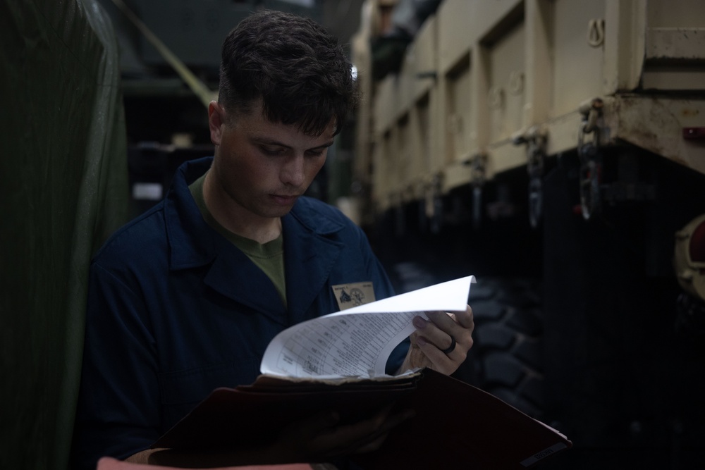 22nd MEU(SOC) | Preventative Maintenance Checks and Services on USS San Antonio