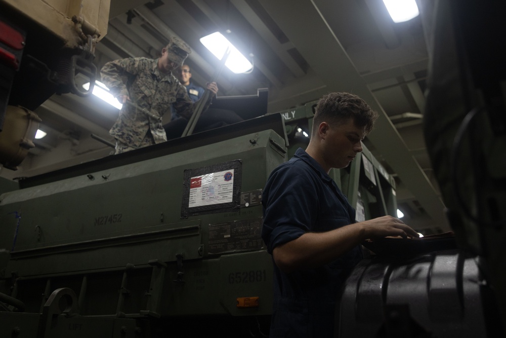 22nd MEU(SOC) | Preventative Maintenance Checks and Services on USS San Antonio