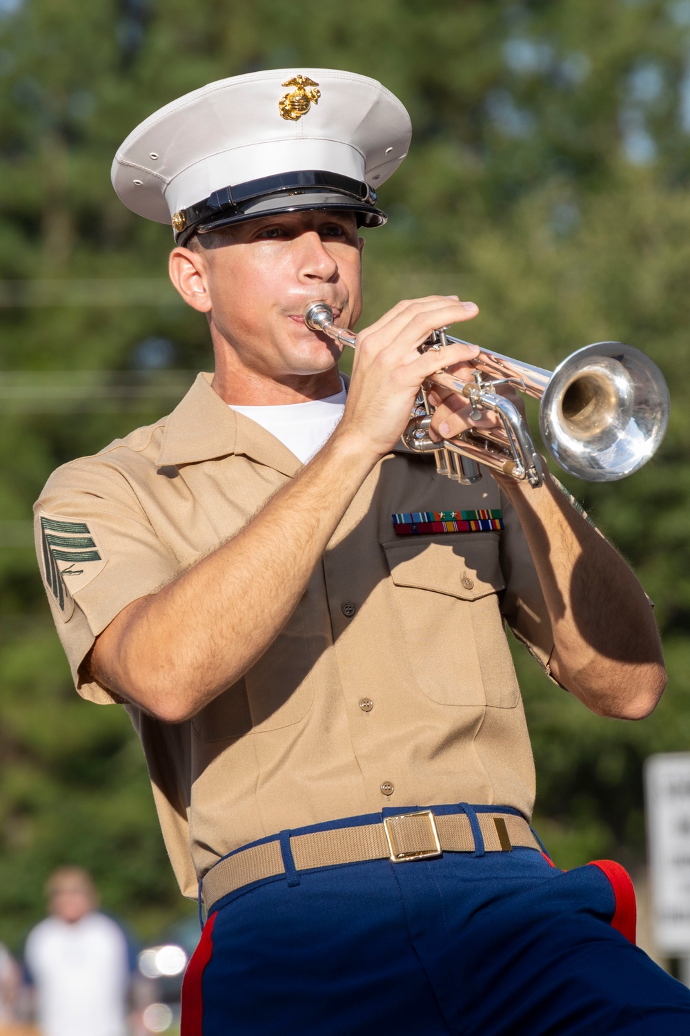Combat Logistics Battalion 22 and 2nd Marine Aircraft Wing Band welcome Carolina Forest Elementary students back to school