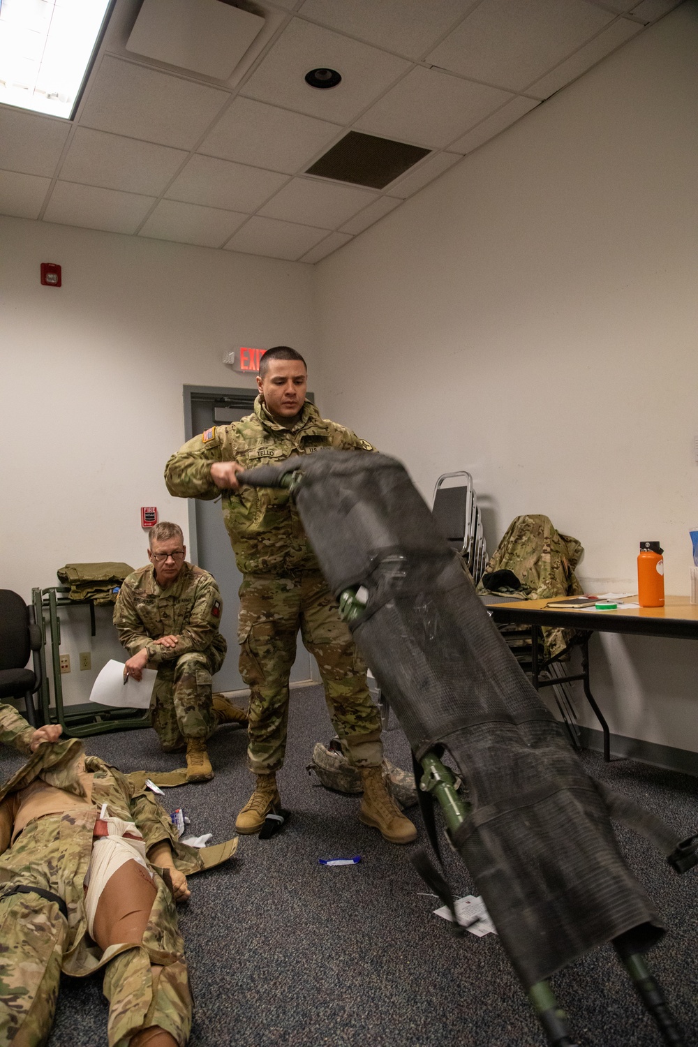 Soldiers Complete Combat Life Saver Course