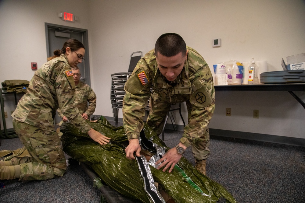 Soldiers Complete Combat Life Saver Course