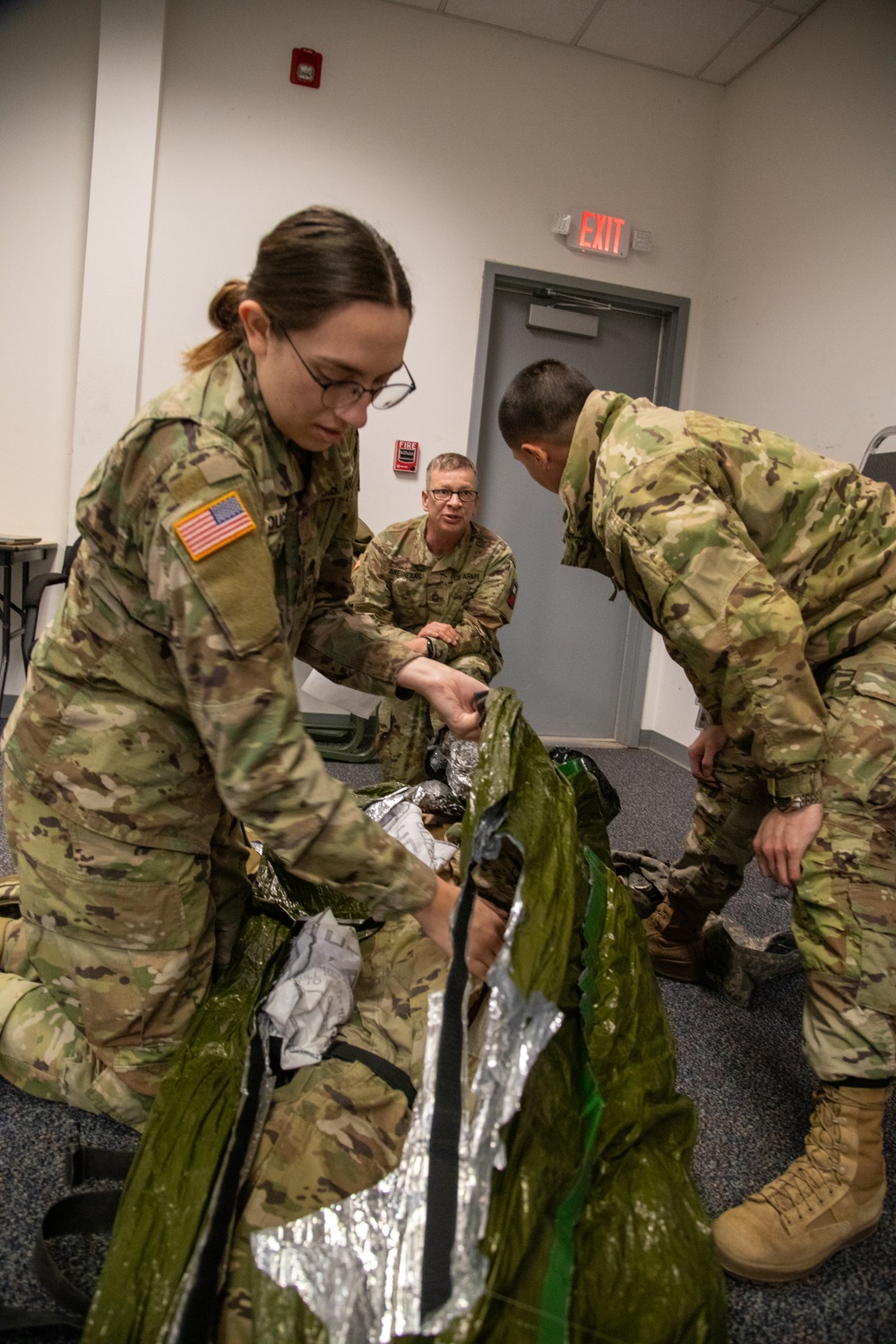 Soldiers Complete Combat Life Saver Course
