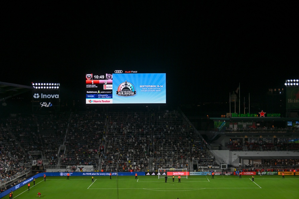 1st Helicopter Squadron flyover opens D.C. United vs. Inter Miami match