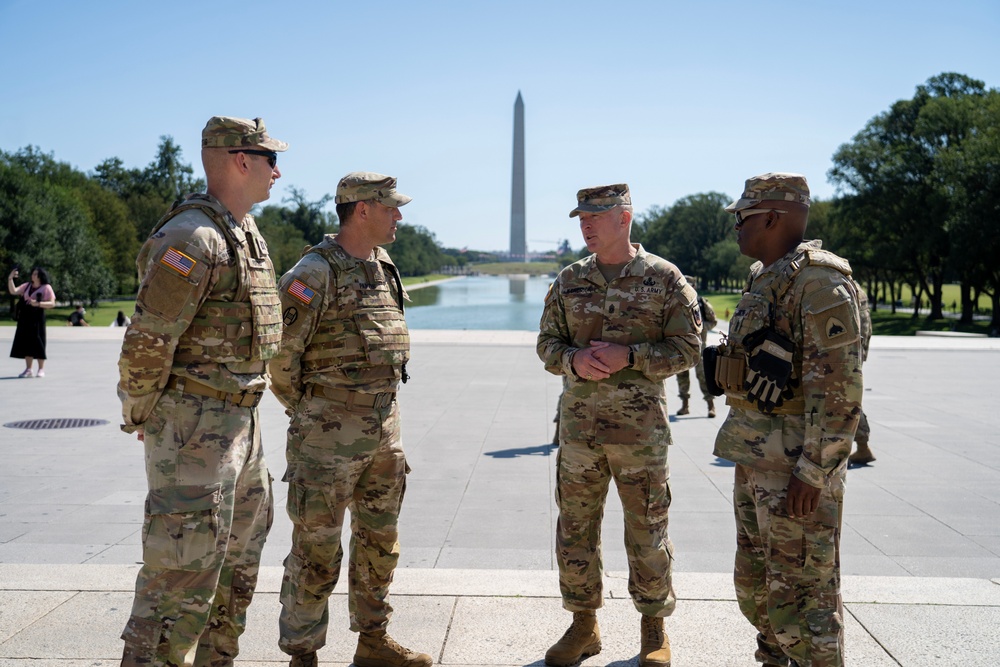 Command Sgt. Maj. Kendrick visits soldiers in D.C.