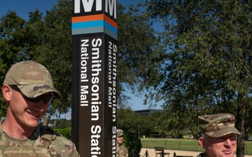 Command Sgt. Maj. Kendrick visits soldiers in D.C.
