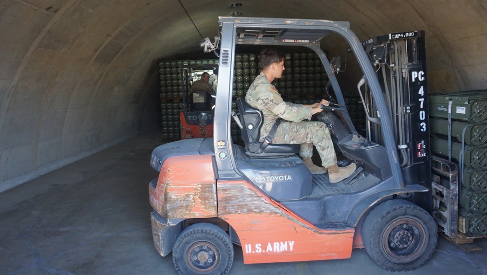 In OPP exercises, Soldiers help Tooele Army Depot move munitions