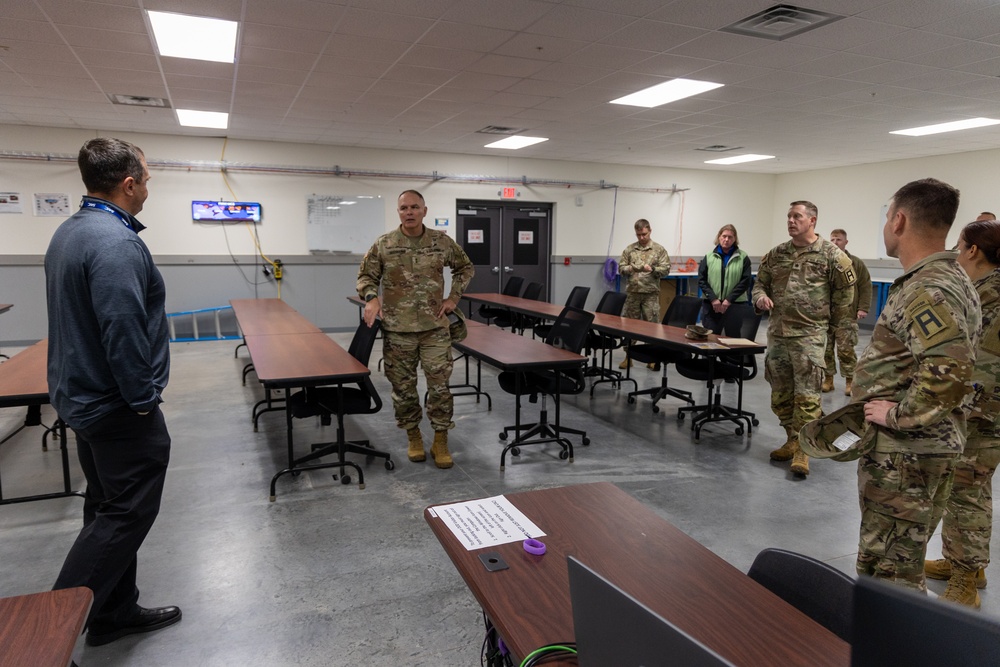 USARSC, First Army, General Visits Fort McCoy
