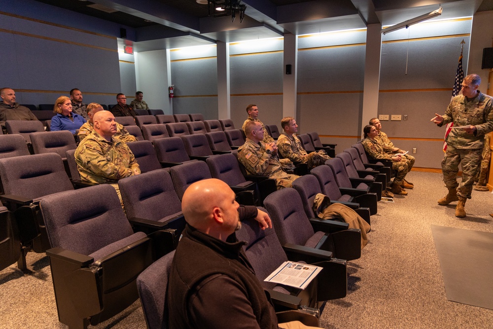 USARSC, First Army, General Visits Fort McCoy