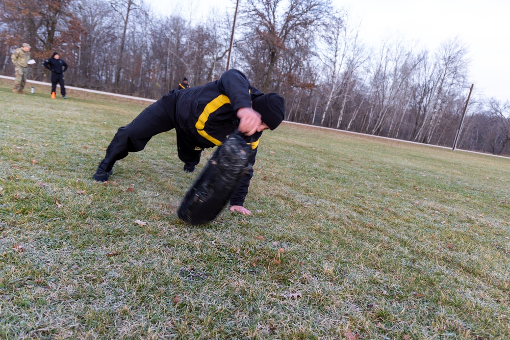 Soldiers Conduct Ready and Resilient Training