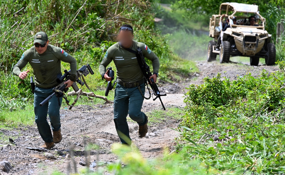 Fuerzas Comando 2025 Sniper and Assaulter Stage 3