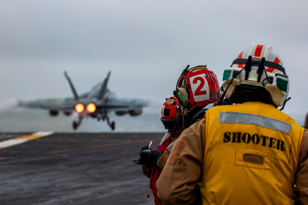 Abraham Lincoln participates in exercise Northern Edge 2025