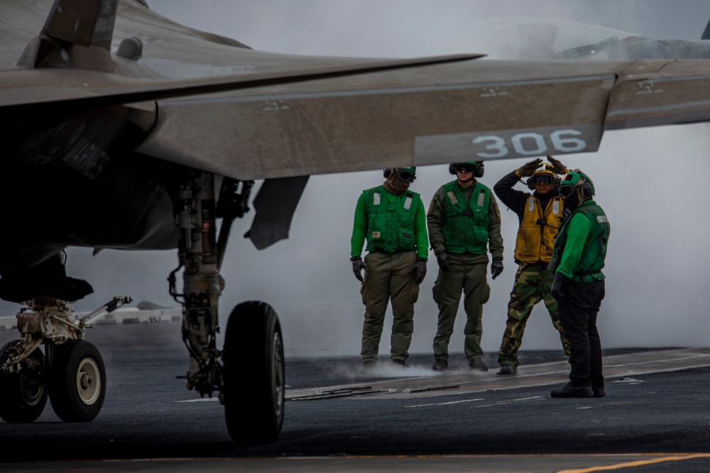 Abraham Lincoln participates in exercise Northern Edge 2025
