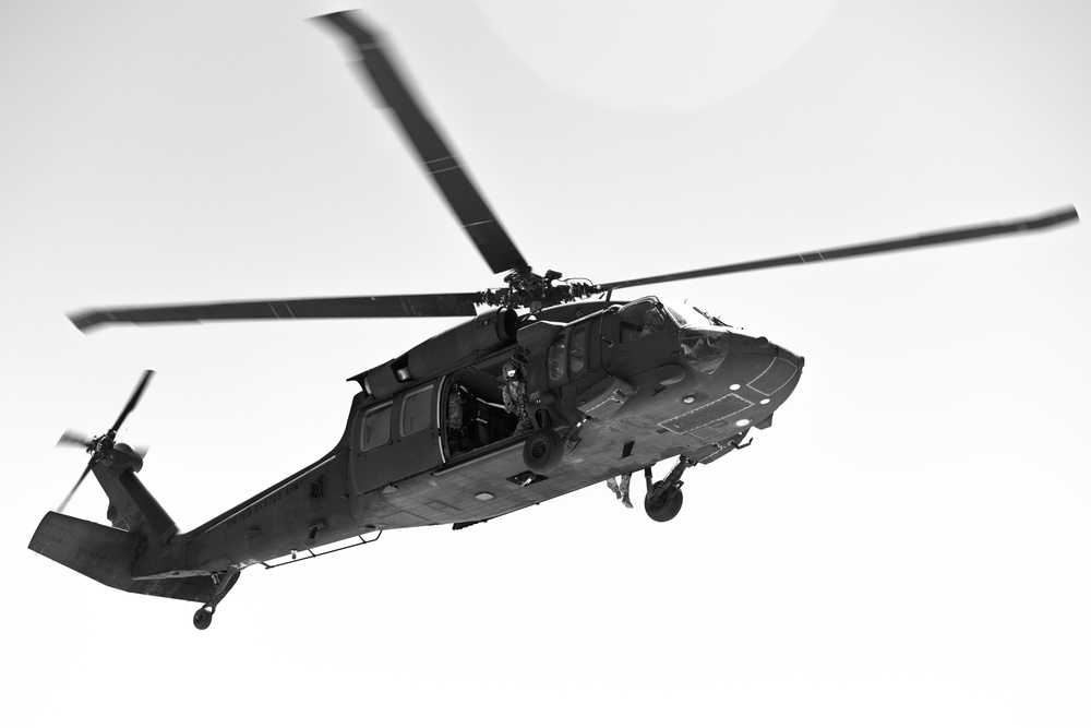 CLB-5, CLR-1 Marines rehearse sling load, speed ball deliveries with Nevada National Guard during MTX 4-25
