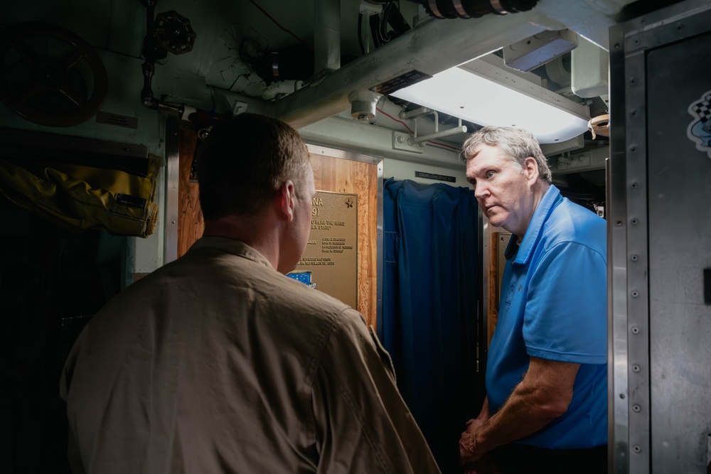 Dr. Michael Pollock Visits USS Indiana (SSN 789)