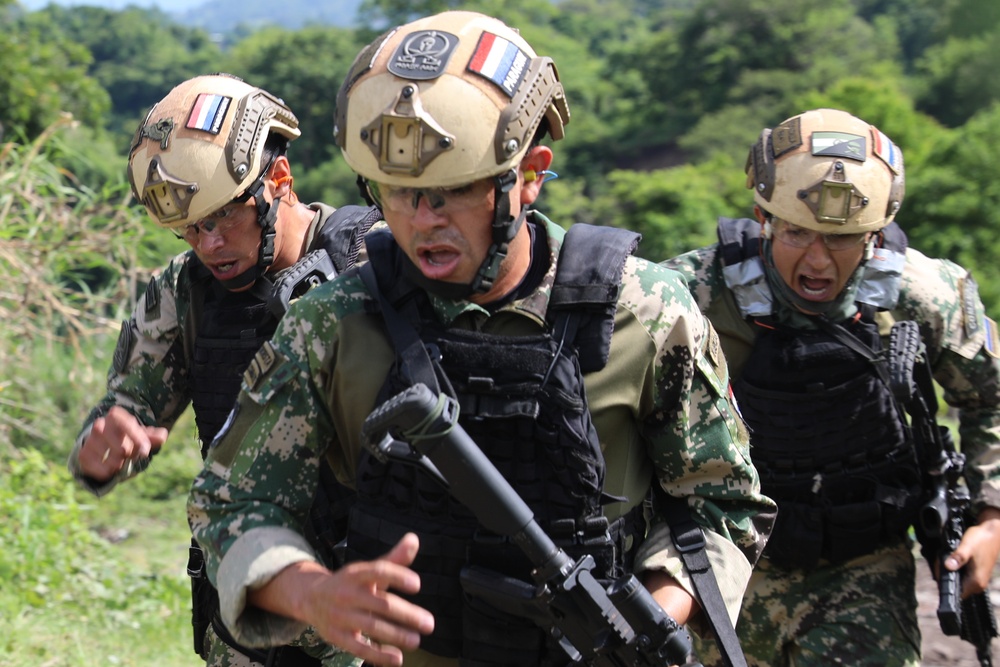 Fuerzas Comando 2025 Assaulter Stage 6