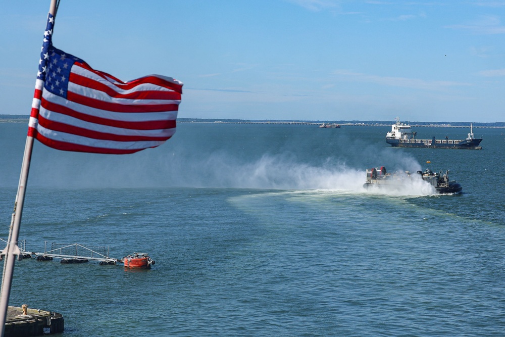 IWO ARG LCAC Operations at Naval Station Norfolk