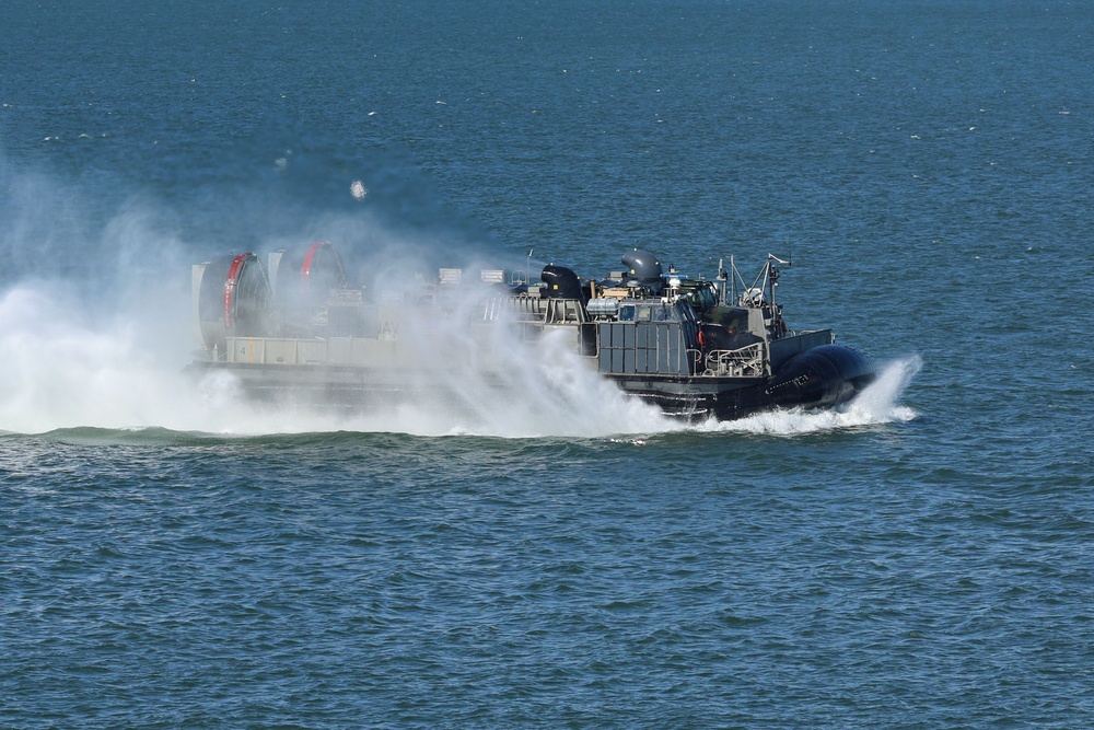 IWO ARG LCAC Operations at Naval Station Norfolk